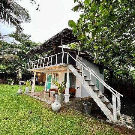 Beach House Kalukatiya - Family Villa, Seaview Room, Garden Room Dikwella Luaran gambar