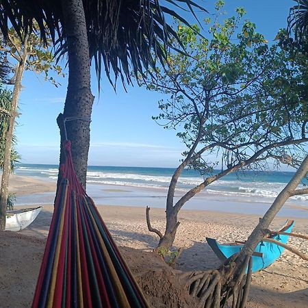 Beach House Kalukatiya - Family Villa, Seaview Room, Garden Room Dikwella Luaran gambar