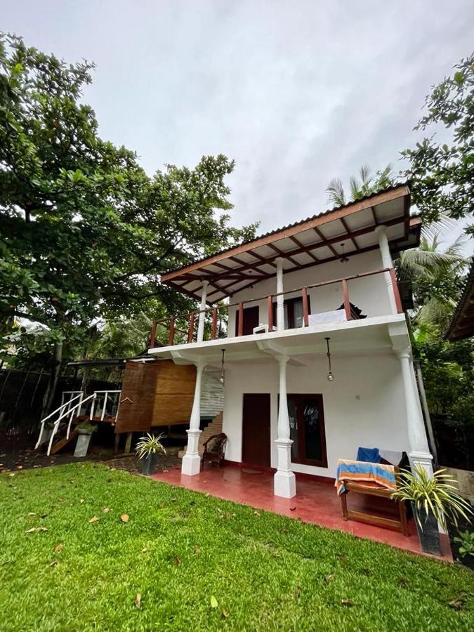Beach House Kalukatiya - Family Villa, Seaview Room, Garden Room Dikwella Luaran gambar