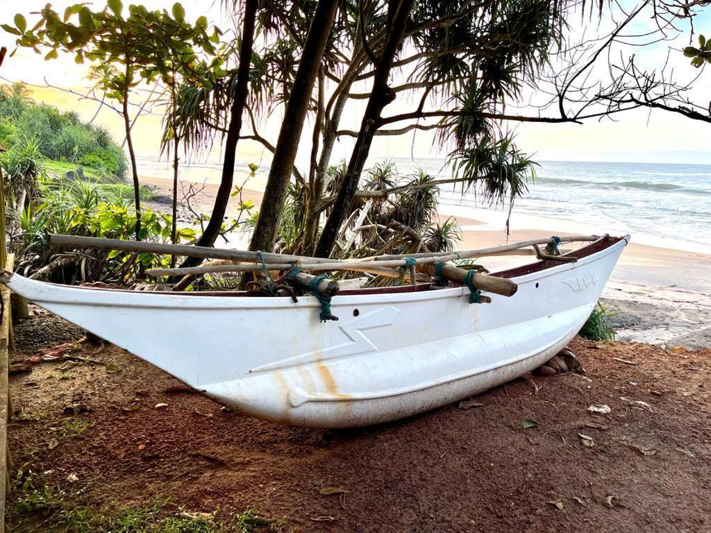 Beach House Kalukatiya - Family Villa, Seaview Room, Garden Room Dikwella Luaran gambar