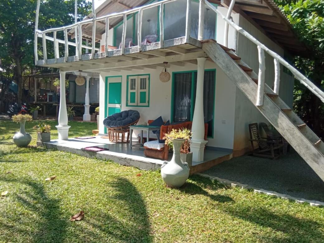 Beach House Kalukatiya - Family Villa, Seaview Room, Garden Room Dikwella Luaran gambar