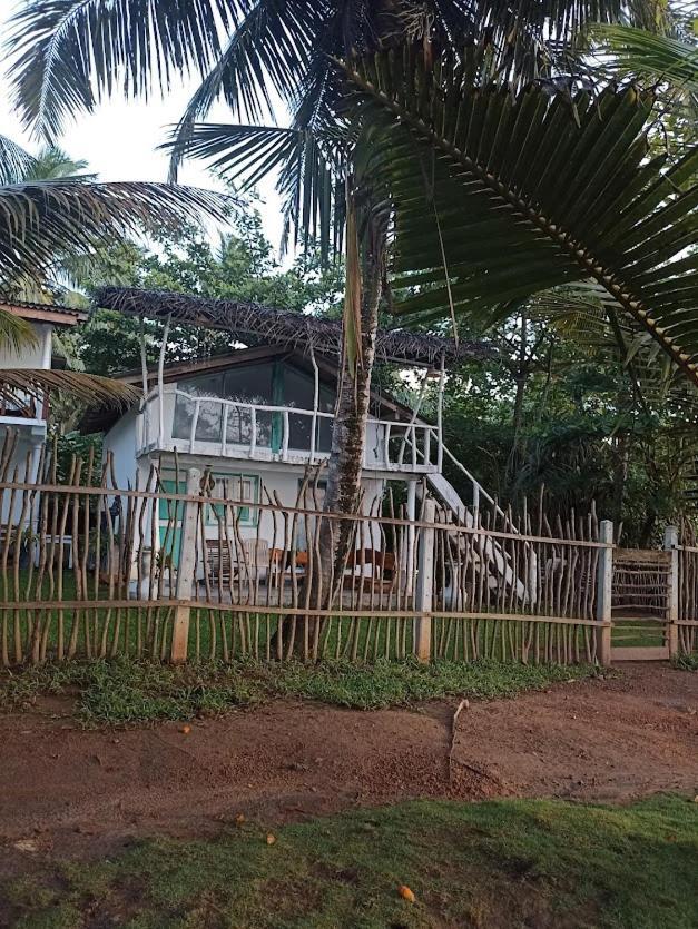 Beach House Kalukatiya - Family Villa, Seaview Room, Garden Room Dikwella Luaran gambar