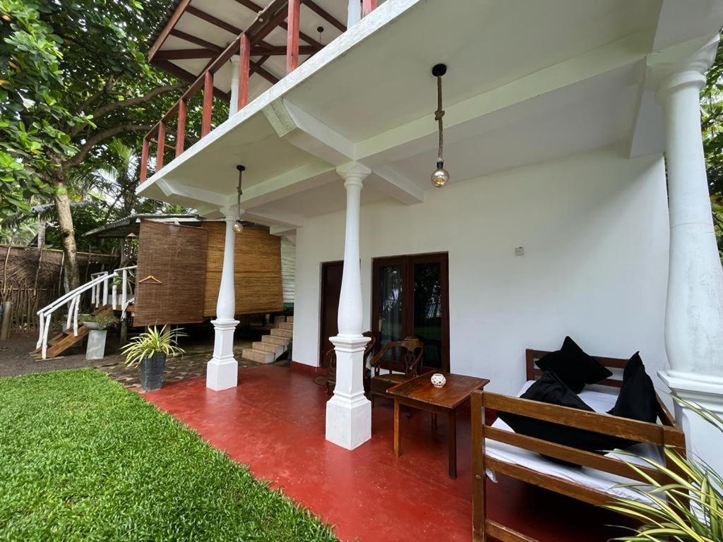 Beach House Kalukatiya - Family Villa, Seaview Room, Garden Room Dikwella Luaran gambar