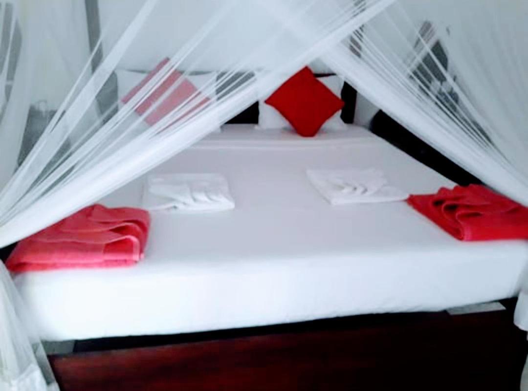 Beach House Kalukatiya - Family Villa, Seaview Room, Garden Room Dikwella Luaran gambar