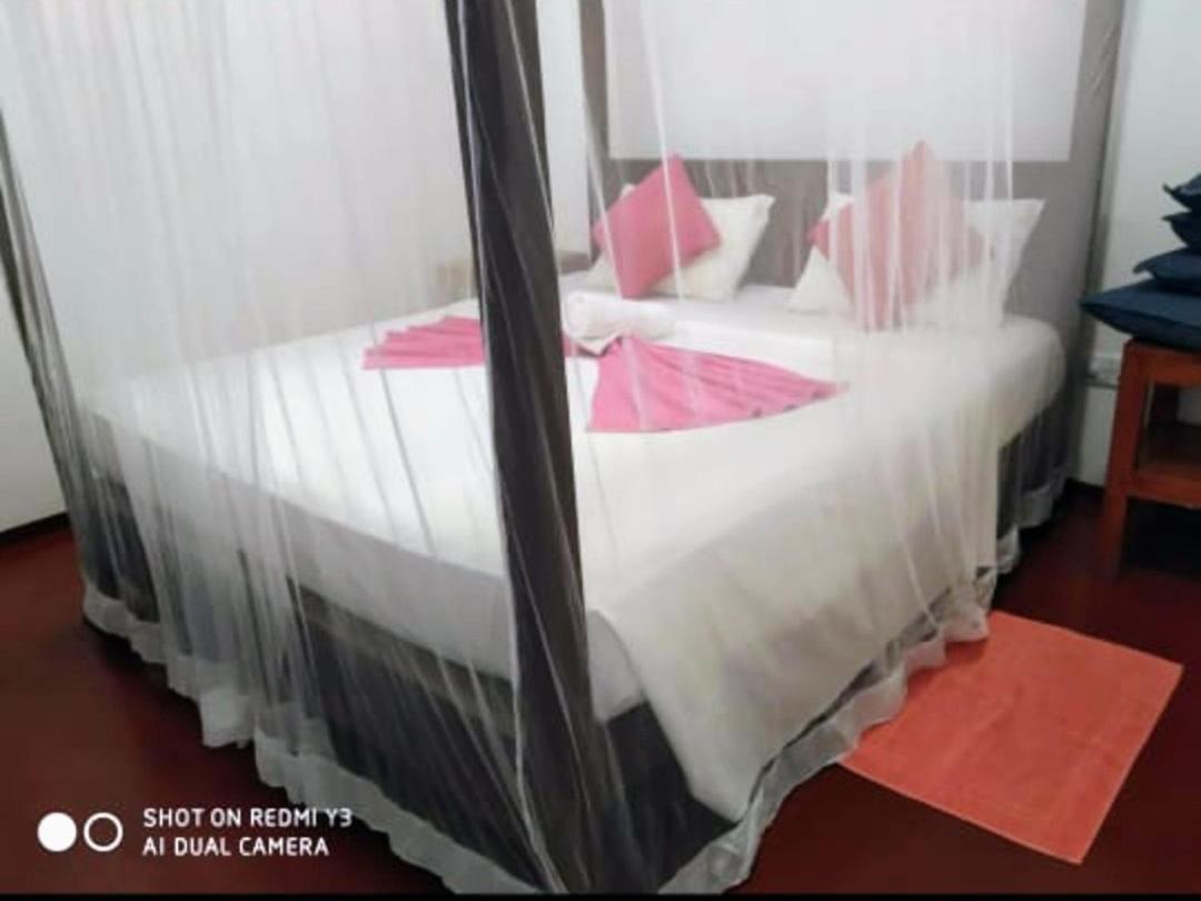 Beach House Kalukatiya - Family Villa, Seaview Room, Garden Room Dikwella Luaran gambar