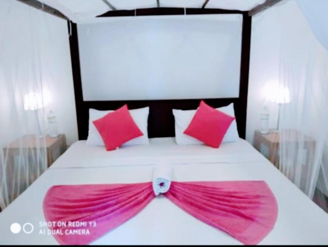 Beach House Kalukatiya - Family Villa, Seaview Room, Garden Room Dikwella Luaran gambar
